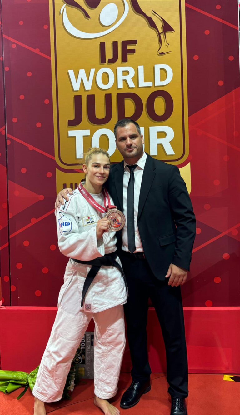 Ana Viktorija Puljiz i trener Dragan Crnov